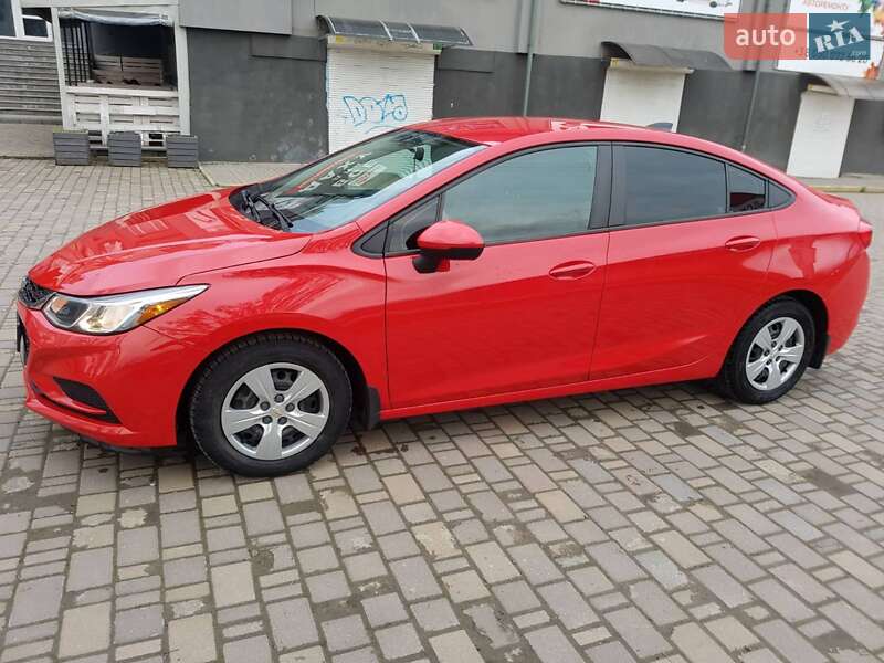 Седан Chevrolet Cruze 2016 в Ивано-Франковске