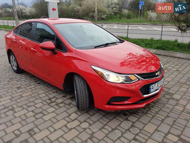 Седан Chevrolet Cruze 2016 в Ивано-Франковске