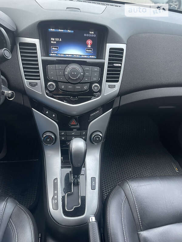 Седан Chevrolet Cruze 2013 в Києві