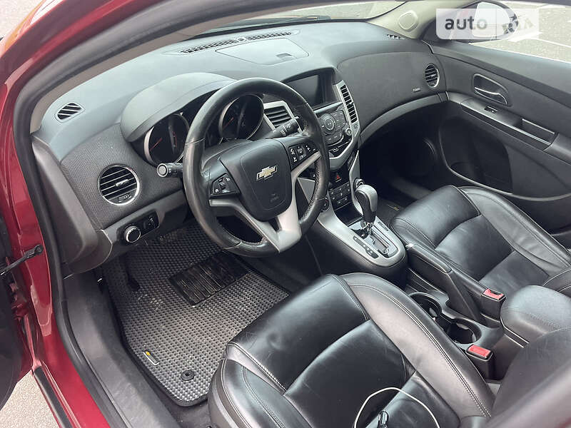 Седан Chevrolet Cruze 2013 в Києві