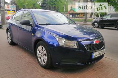 Седан Chevrolet Cruze 2012 в Рівному