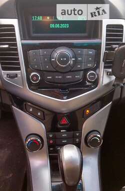 Седан Chevrolet Cruze 2011 в 