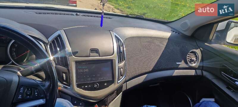 Универсал Chevrolet Cruze 2012 в Радехове