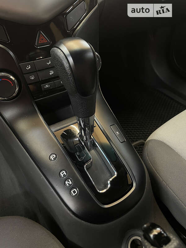 Седан Chevrolet Cruze 2009 в Ужгороде