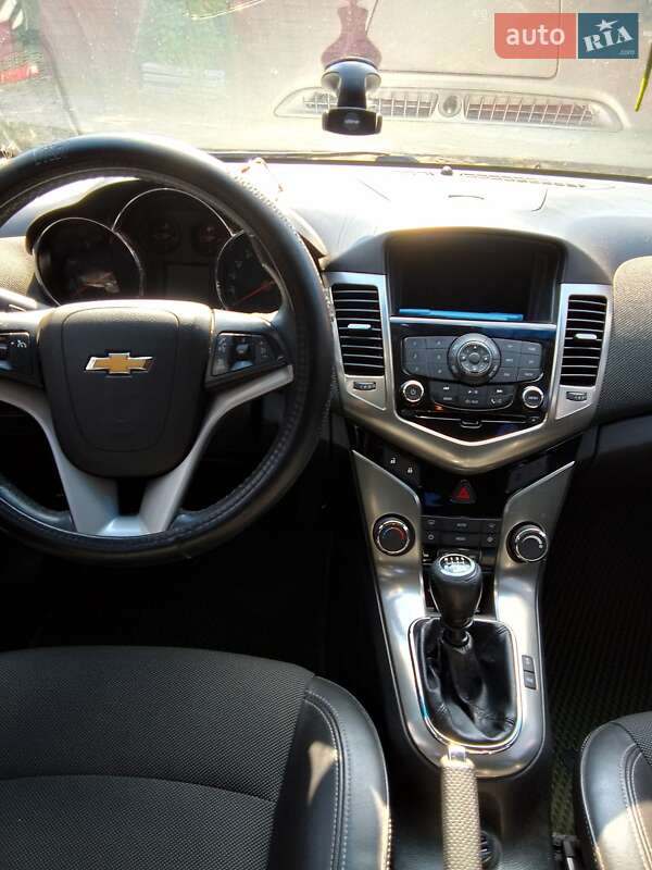 Универсал Chevrolet Cruze 2013 в Киеве