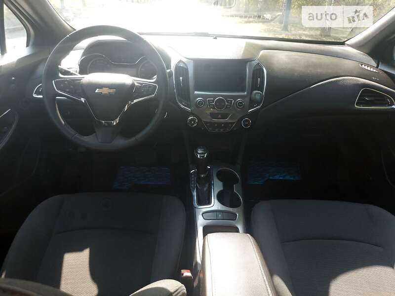 Хетчбек Chevrolet Cruze 2016 в Запоріжжі