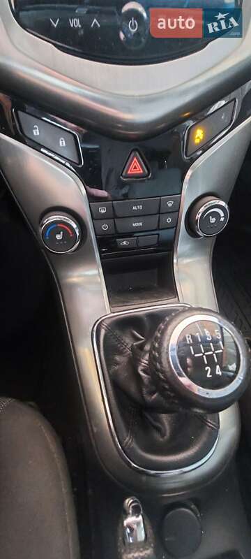 Седан Chevrolet Cruze 2014 в Києві