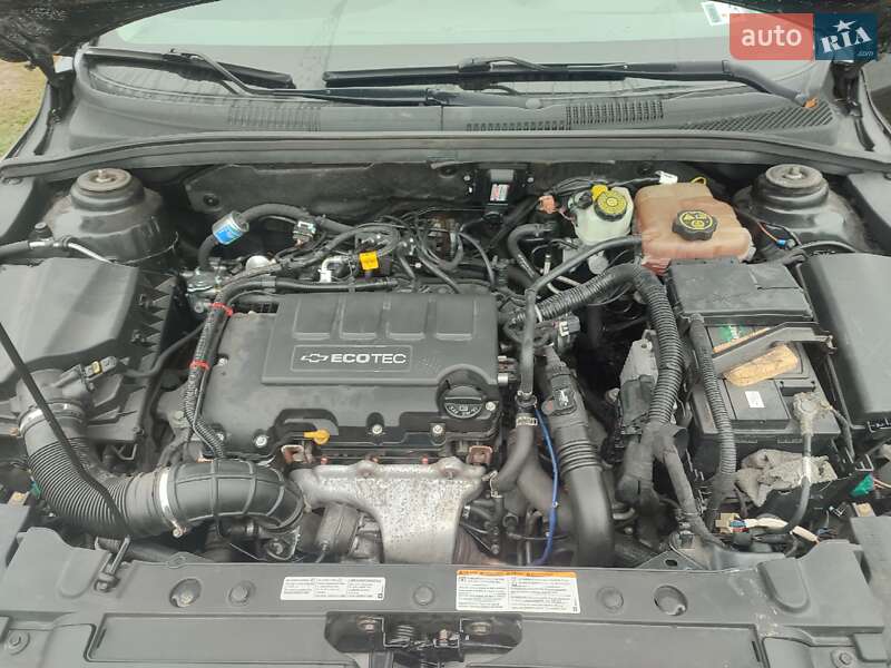 Седан Chevrolet Cruze 2011 в Малині