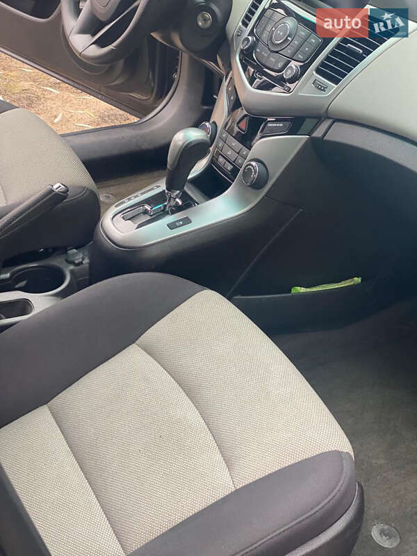 Седан Chevrolet Cruze 2014 в Одессе
