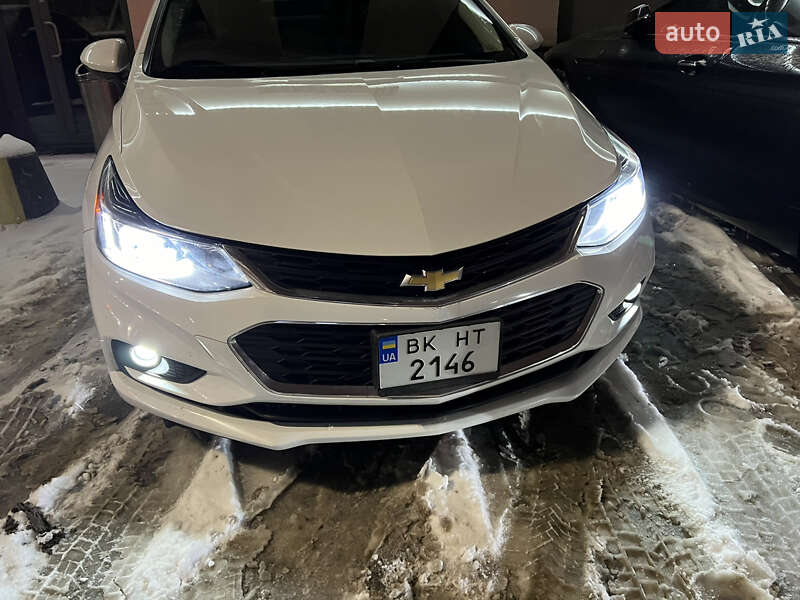 Седан Chevrolet Cruze 2016 в Киеве
