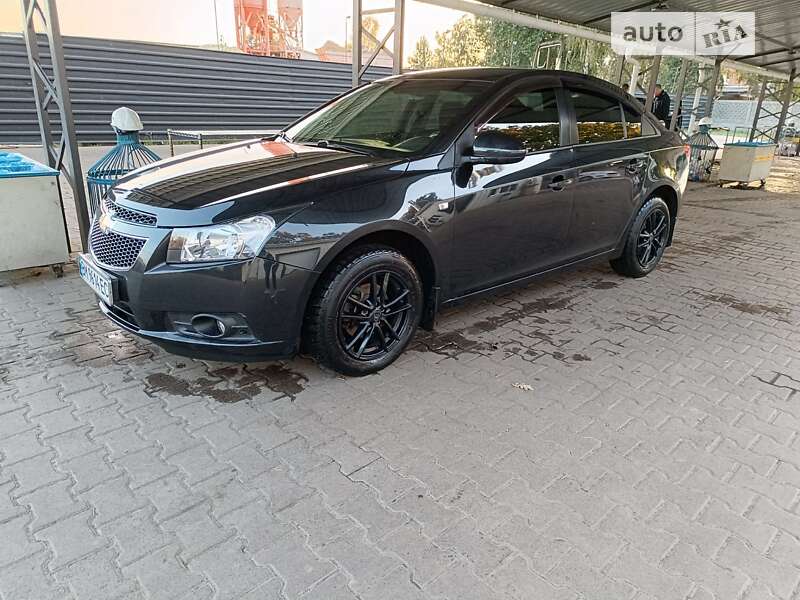 Седан Chevrolet Cruze 2011 в Сумах