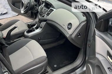 Седан Chevrolet Cruze 2010 в 