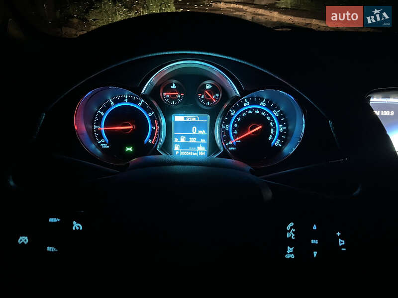 Седан Chevrolet Cruze 2015 в Бершаді