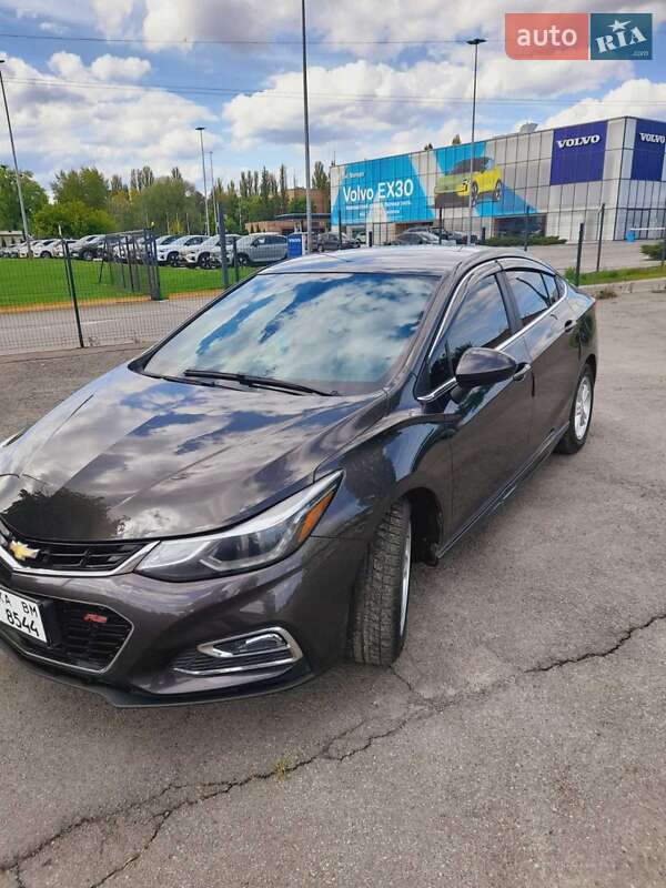 Седан Chevrolet Cruze 2017 в Киеве