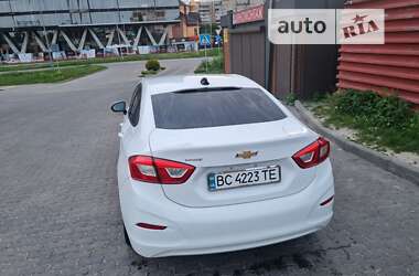 Седан Chevrolet Cruze 2017 в Львові