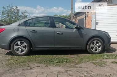 Седан Chevrolet Cruze 2009 в Конотопе