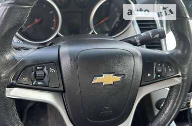 Седан Chevrolet Cruze 2010 в Киеве