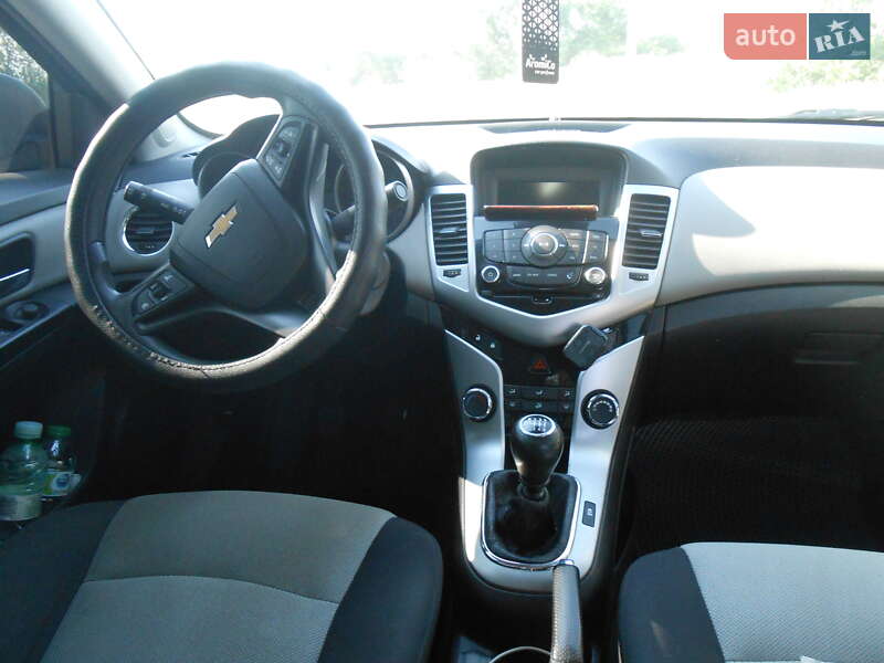 Седан Chevrolet Cruze 2013 в Запорожье