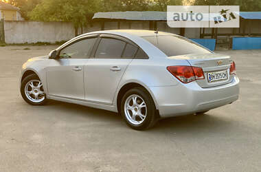 Седан Chevrolet Cruze 2011 в Кролевце