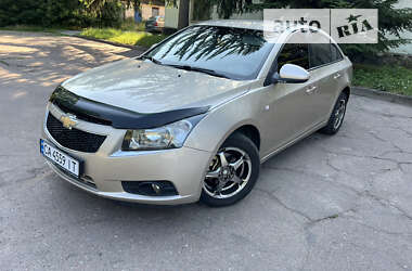 Седан Chevrolet Cruze 2011 в Корсуне-Шевченковском