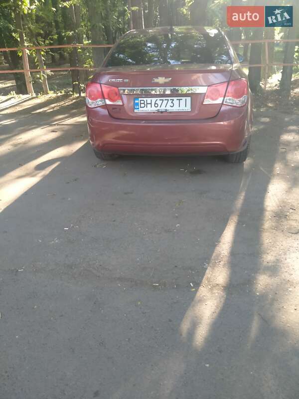 Седан Chevrolet Cruze 2012 в Одесі