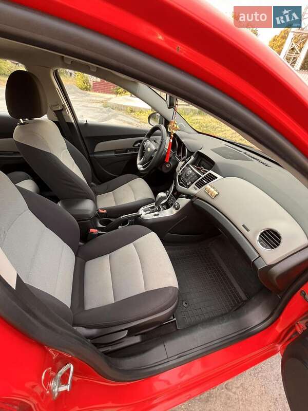 Седан Chevrolet Cruze 2014 в Києві