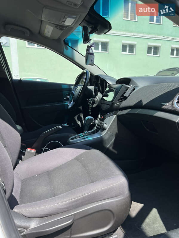 Седан Chevrolet Cruze 2013 в Киеве