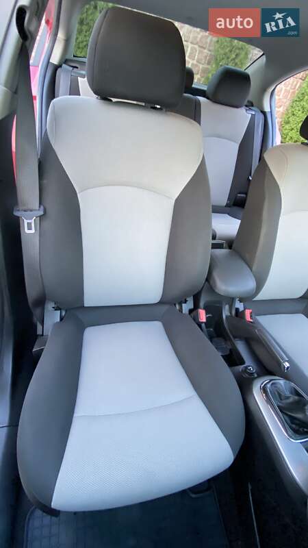 Седан Chevrolet Cruze 2011 в Кропивницком