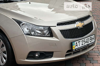 Седан Chevrolet Cruze 2011 в Ивано-Франковске