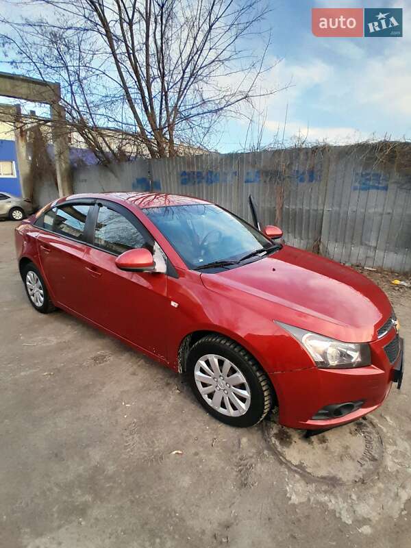 Седан Chevrolet Cruze 2011 в Києві
