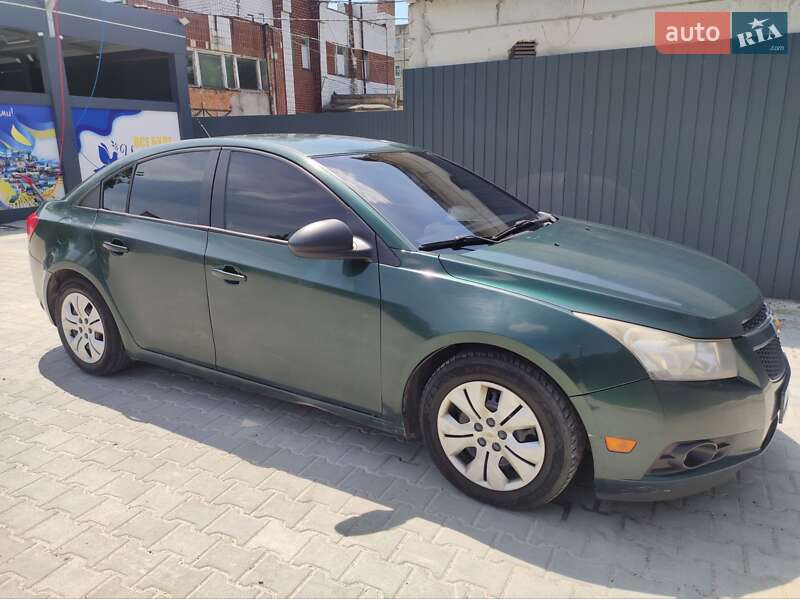 Седан Chevrolet Cruze 2013 в Тернополе