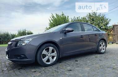 Седан Chevrolet Cruze 2011 в Луцьку