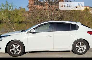 Хетчбек Chevrolet Cruze 2011 в Запоріжжі