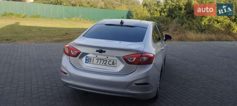 Седан Chevrolet Cruze 2016 в Гадяче