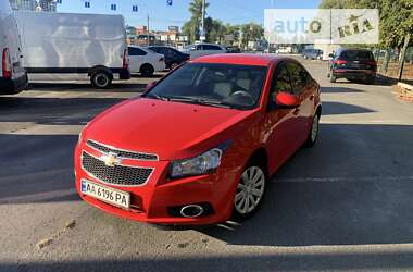 Седан Chevrolet Cruze 2010 в Києві