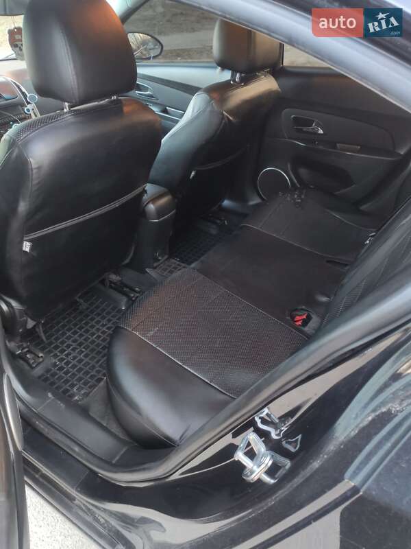 Седан Chevrolet Cruze 2013 в Дніпрі