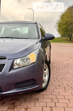 Седан Chevrolet Cruze 2013 в Трускавці