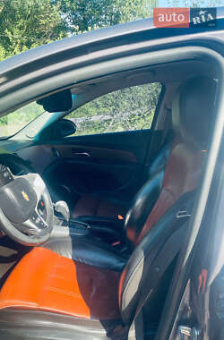 Седан Chevrolet Cruze 2011 в Житомире