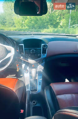 Седан Chevrolet Cruze 2011 в Житомире