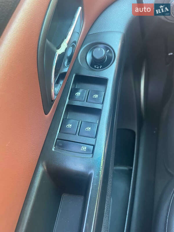 Седан Chevrolet Cruze 2011 в Житомирі