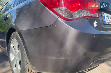 Седан Chevrolet Cruze 2011 в Житомире