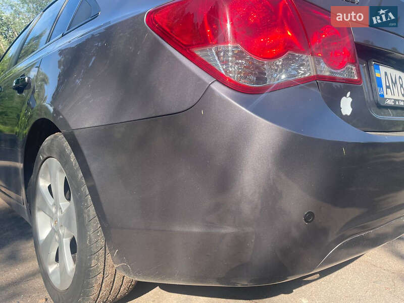 Седан Chevrolet Cruze 2011 в Житомирі