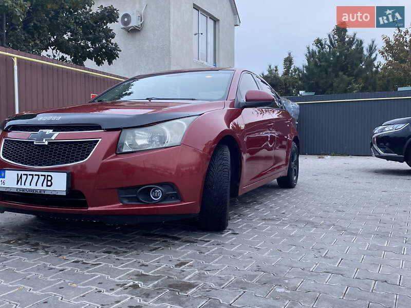 Седан Chevrolet Cruze 2011 в Одесі