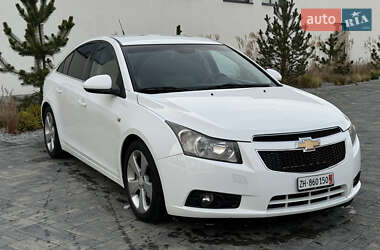 Седан Chevrolet Cruze 2010 в Луцьку