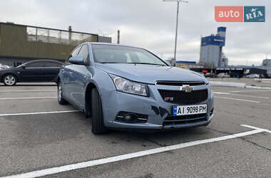 Седан Chevrolet Cruze 2010 в Києві