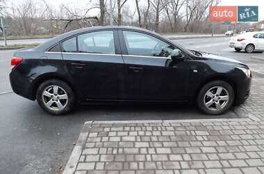 Седан Chevrolet Cruze 2010 в Чернігові