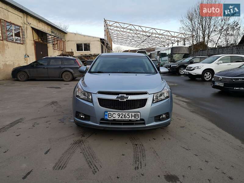 Седан Chevrolet Cruze 2010 в Калуше