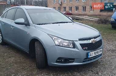 Седан Chevrolet Cruze 2010 в Чернігові