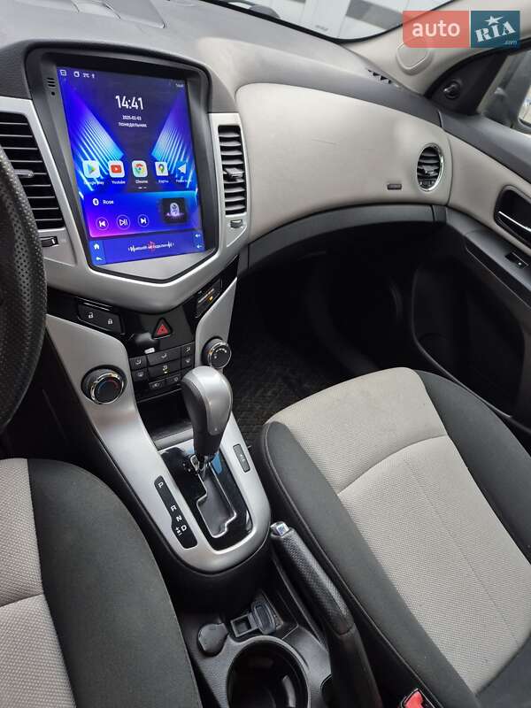 Седан Chevrolet Cruze 2011 в Харкові