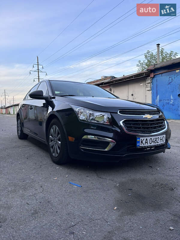 Седан Chevrolet Cruze 2015 в Києві